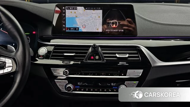 BMW 5 Series (G30) 2019 Серый из Кореи, фото 5