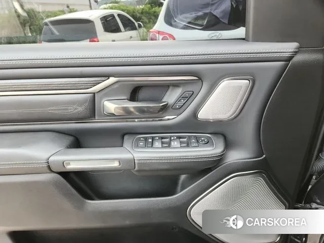 Dodge Lampicup 2019 Черный из Кореи, фото 5