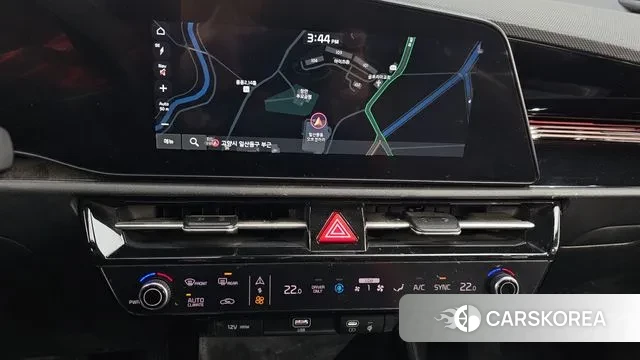 Kia Di Ol Nu Niro 2022 Белый из Кореи, фото 5