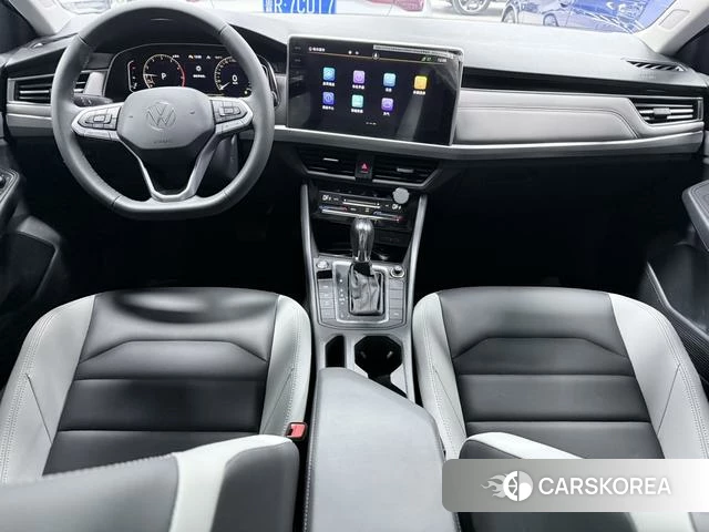 Volkswagen Bora 2022 Белый из Китая, фото 5