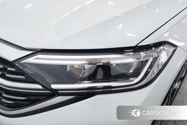 Volkswagen Sagitar 2024 Белый из Китая, фото 5