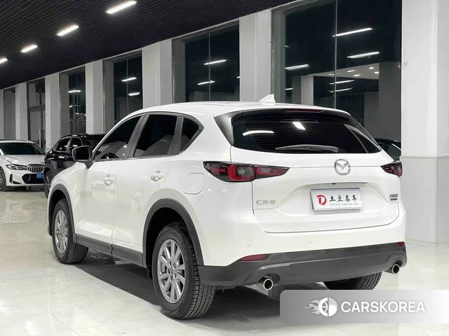 Mazda CX-5 2023 Белый из Китая, фото 5