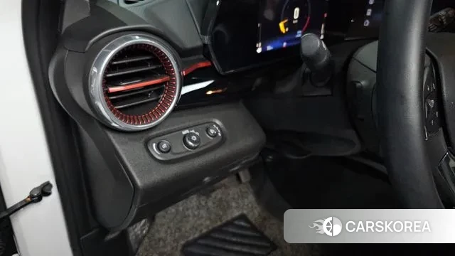 Chevrolet (GM Daewoo) Trax Crossover 2024 Белый из Кореи, фото 5