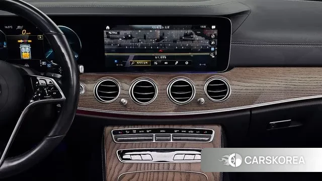 Mercedes-Benz E-Class W213 2022 Черный из Кореи, фото 5