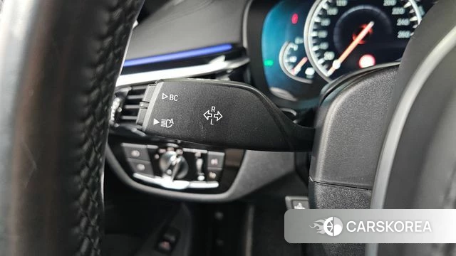 BMW 5 Series (G30) 2018 Синий из Кореи, фото 5