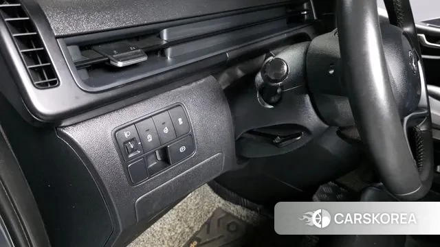 Hyundai Staria 2022 Серый из Кореи, фото 5