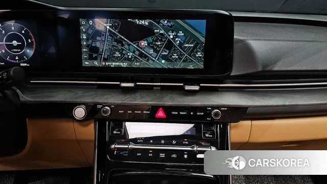 Kia Carnival 4th generation 2023 Белый из Кореи, фото 5