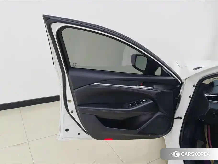 Mazda Atenza 2022 Белый из Китая, фото 5