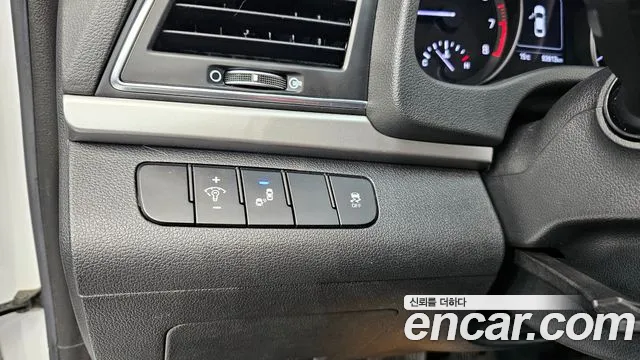 Hyundai Avante AD id 2525544 из Кореи 5