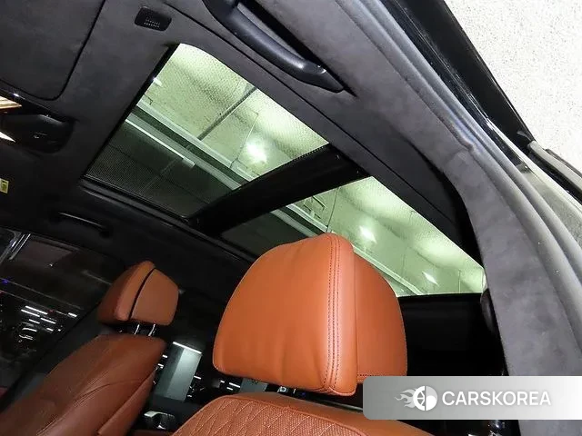 BMW X7 (G07) 2024 Черный из Кореи, фото 5