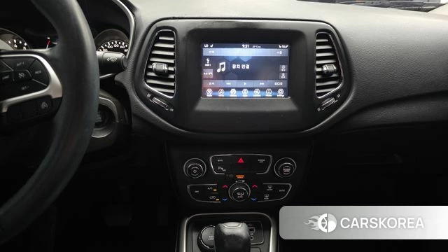 Jeep Compass 2nd Generation 2019 Белый из Кореи, фото 5