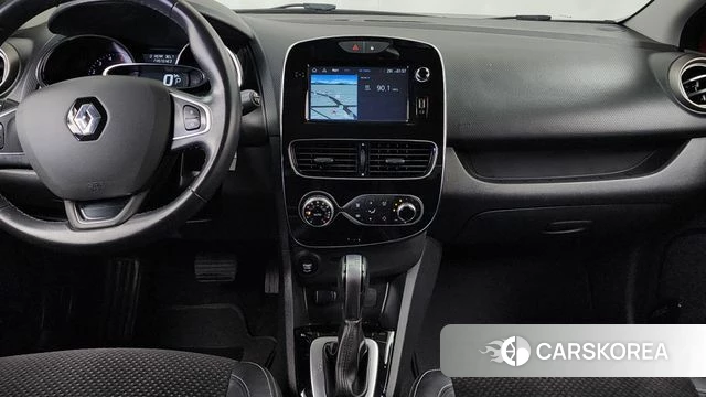 Renault Korea (Samsung) Clio 2019 Красный из Кореи, фото 5