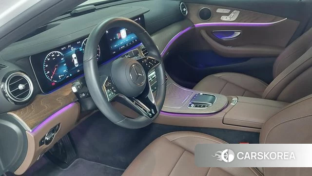 Mercedes-Benz E-Class W213 2022 Белый из Кореи, фото 5