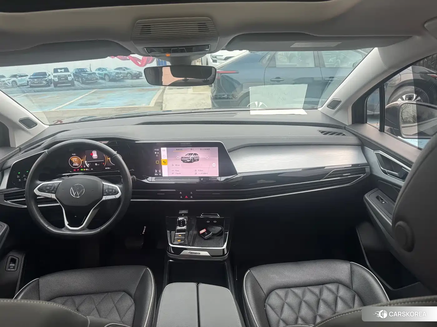 Volkswagen Talagon 2025 Silver/gray из Китая, фото 5