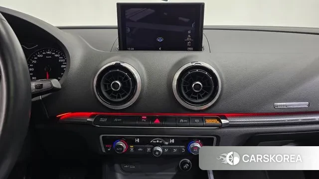 Audi New A3 2018 Черный из Кореи, фото 5