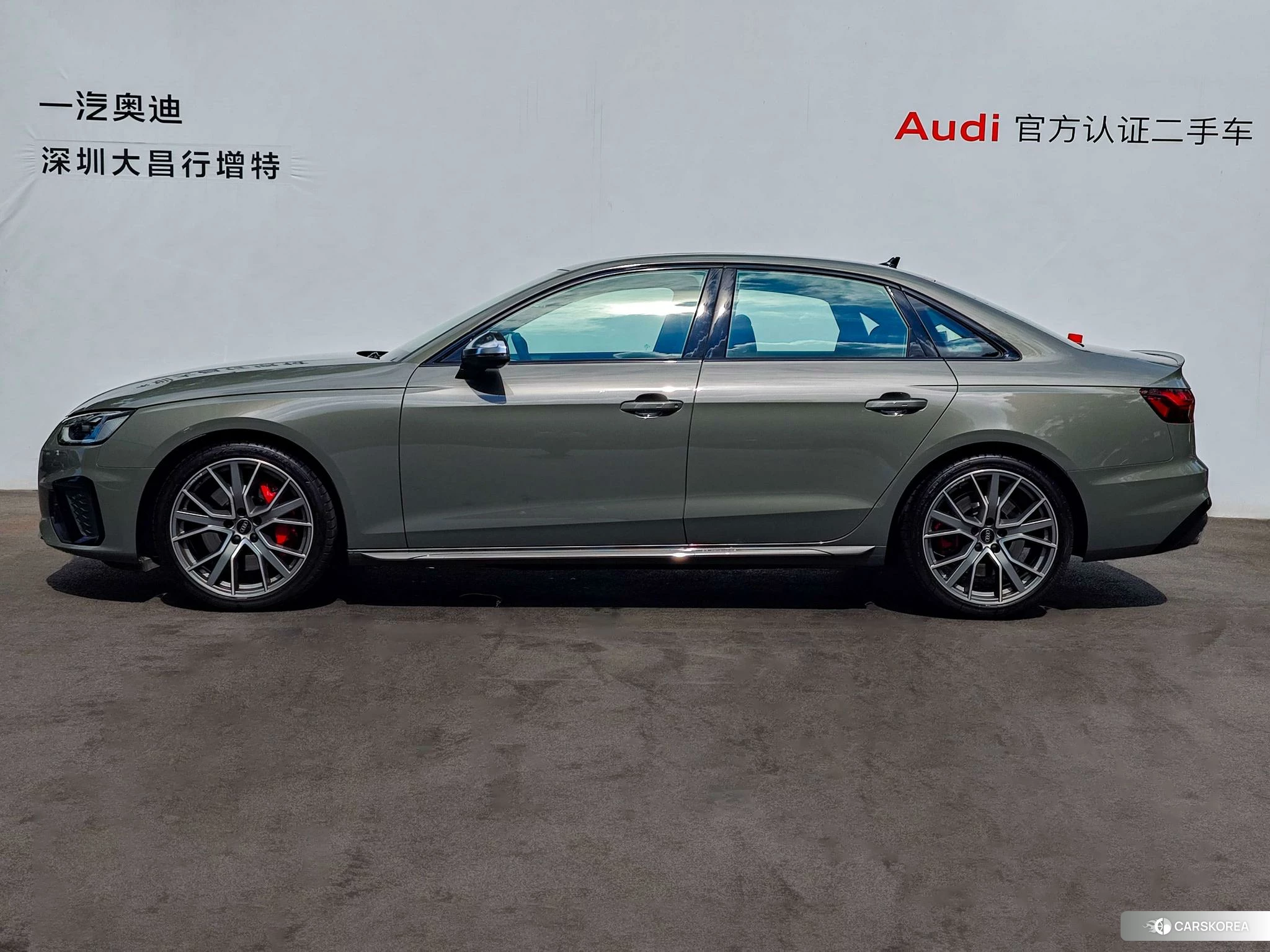 Audi S4 2022 Темно-серый из Китая, фото 5