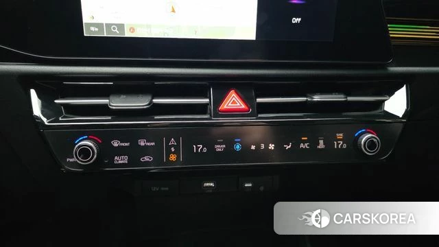 Kia Di All New Niro EV 2023 Белый из Кореи, фото 5