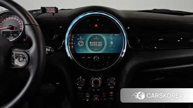 Mini Cooper 2021 Черный из Кореи, фото 5