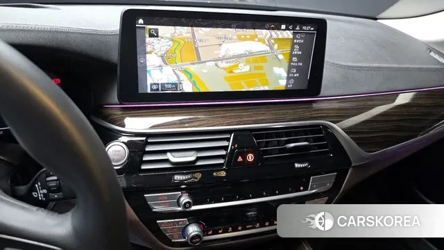 BMW 5 Series (G30) 2023 Черный из Кореи, фото 5