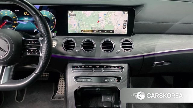 Mercedes-Benz E-Class W213 2022 Белый из Кореи, фото 5