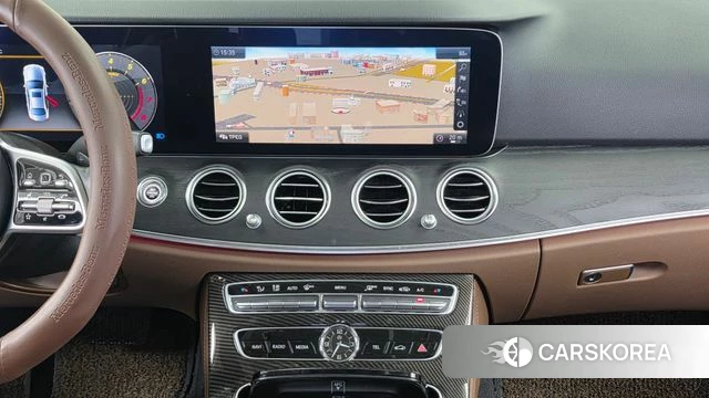 Mercedes-Benz E-Class W213 2019 Белый из Кореи, фото 5