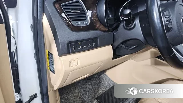 Kia The New Carnival 2018 Белый из Кореи, фото 5