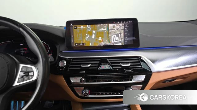 BMW 5 Series (G30) 2023 Черный из Кореи, фото 5
