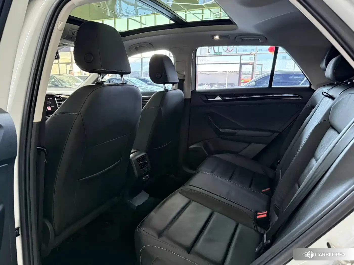 Volkswagen T-Roc 2022 Белый из Китая, фото 5