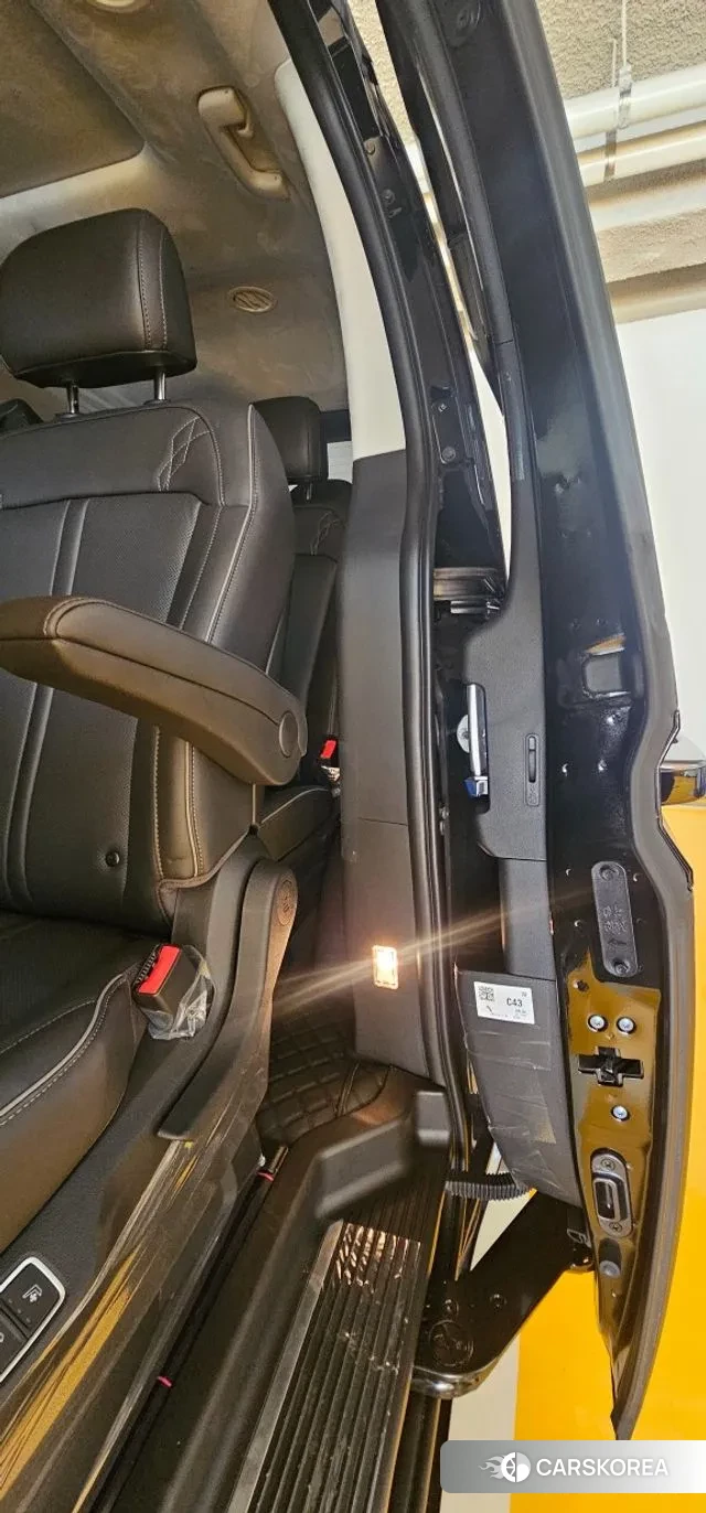 Hyundai Staria 2025 Черный из Кореи, фото 5