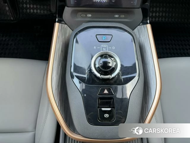 Toyota bZ3 2024 Белый из Китая, фото 5