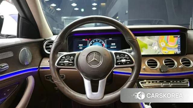Mercedes-Benz E-Class W213 2018 Белый из Кореи, фото 5