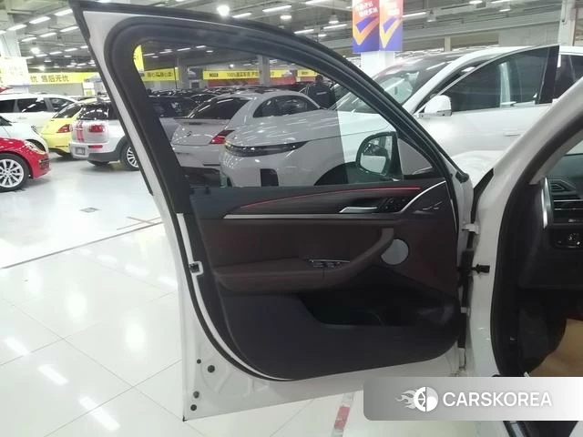 BMW X3 id 3919447 из Китая 4