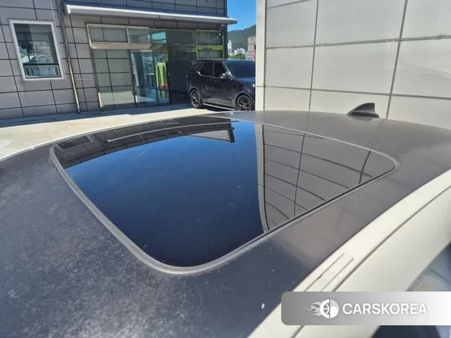 BMW 5 Series (G30) 2020 Белый из Кореи, фото 5