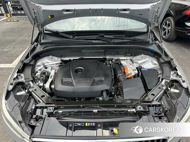 Volvo XC60 PHEV 2024 Темно-серый из Китая, фото 5