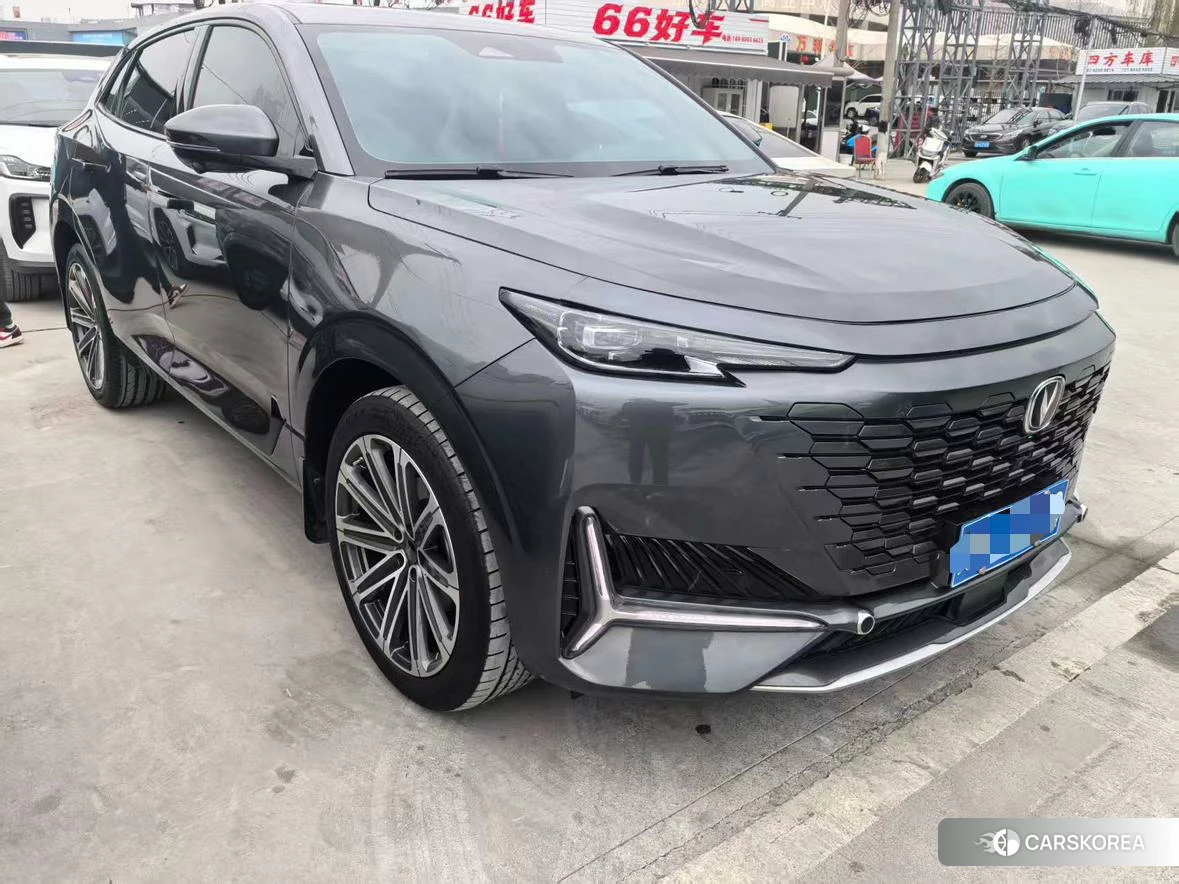 Chang'an UNI-K 2021 Темно-серый из Китая, фото 5