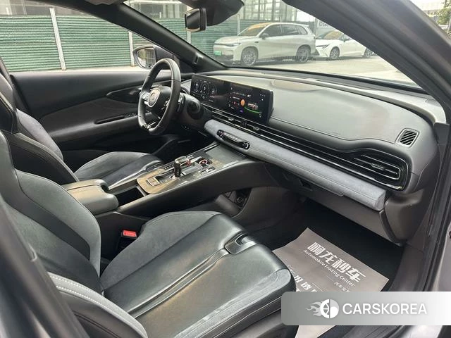 GAC Trumpchi Shadow Leopard 2023 Серебристо-серый из Китая, фото 5