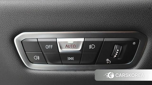 BMW X6 (G06) 2023 Белый из Кореи, фото 5