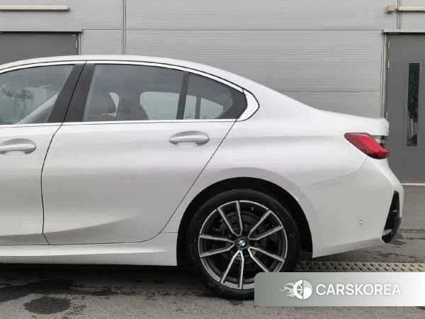 BMW 3 series 2025 Белый из Китая, фото 5