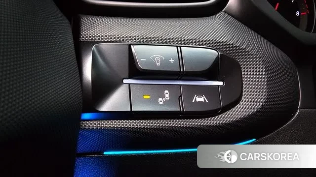 Hyundai Veloster (JS) 2021 Светло-серебряный цвет из Кореи, фото 5