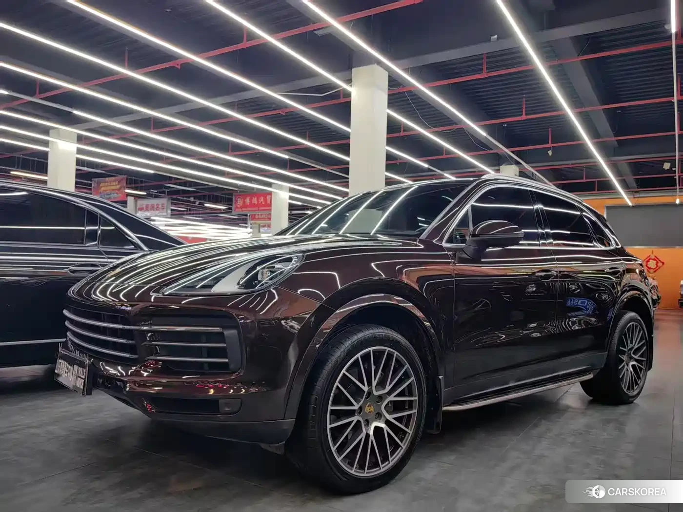 Porsche Cayenne 2019 Champagne/brown из Китая, фото 5
