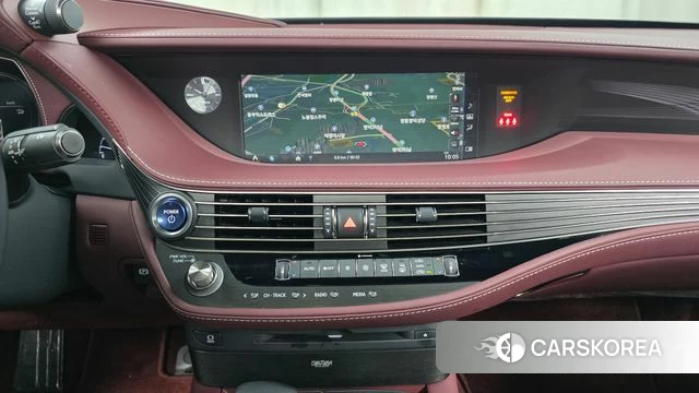 Lexus LS500h 5th generation 2018 Черный из Кореи, фото 5