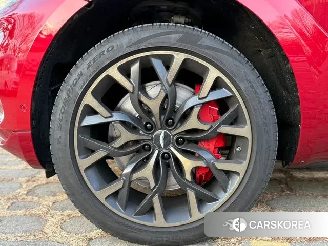 Aston Martin DBX 2020 Красный из Кореи, фото 5