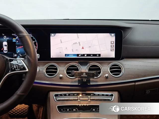 Mercedes-Benz E-class 2023 Черный из Китая, фото 5