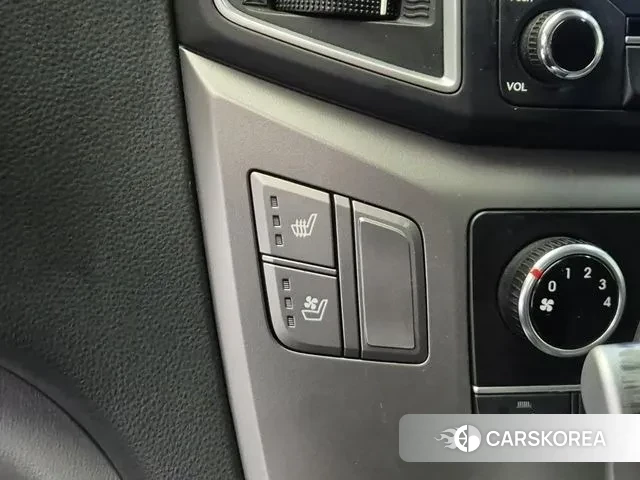 Hyundai The New Grand Starex 2021 Серебристо-серый из Кореи, фото 5