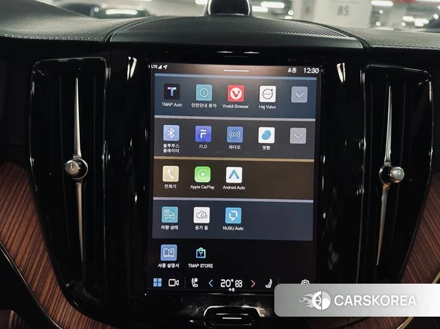 Volvo XC60 second Generation 2023 Белый из Кореи, фото 5