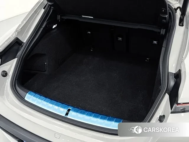 Porsche Taycan 2023 Жемчужный цвет из Кореи, фото 5