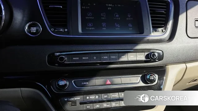 Kia The New Carnival 2018 Черный из Кореи, фото 5