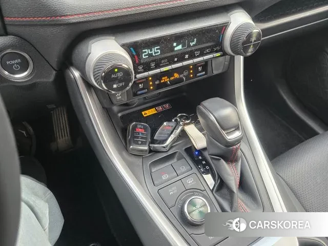 Toyota RAV4 5th Generation 2024 Белый из Кореи, фото 5