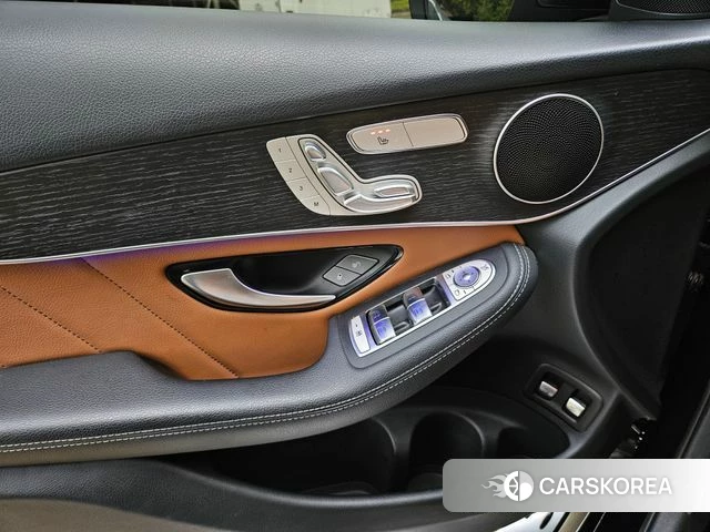 Mercedes-Benz GLC-Class X253 2020 Синий из Кореи, фото 5