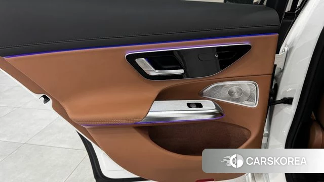 Mercedes-Benz E-Class W214 2026 Белый из Кореи, фото 5